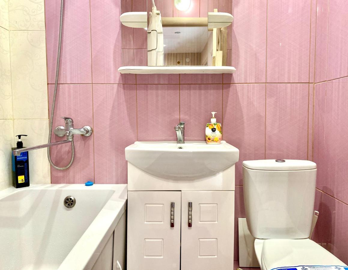 Apartpoltava Елегантна Квартира В Новобудові,Біля Каштанової Алеї, Центр Міста, Звітна Документація Exterior foto